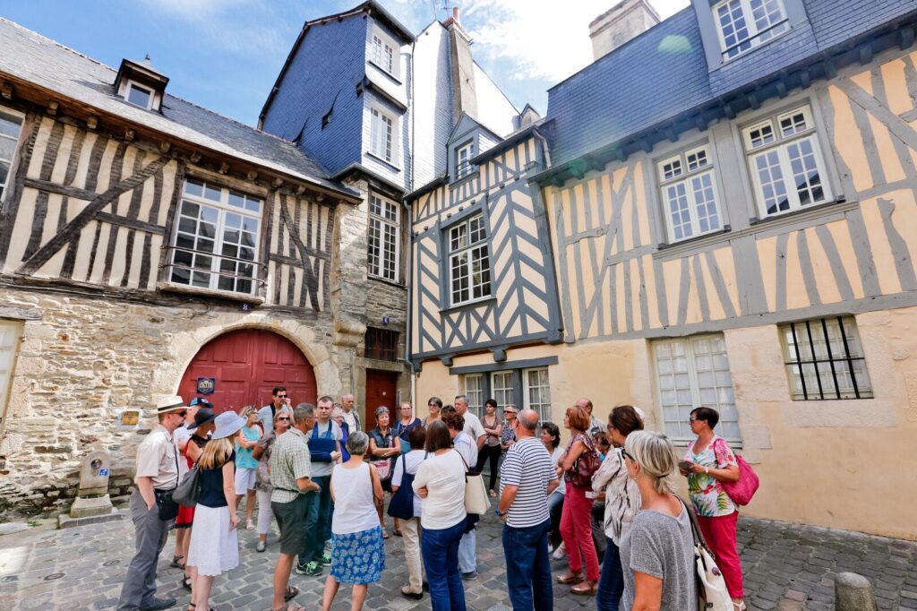 Visite guidée du centre historique de Rennes et de ses maisons à pans de bois
