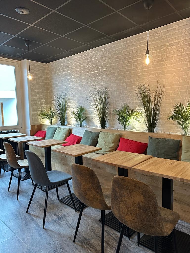 Salle de restaurant d'Al Saj Club