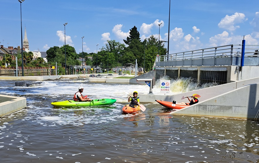 Location rafting stade eaux vives Cesson