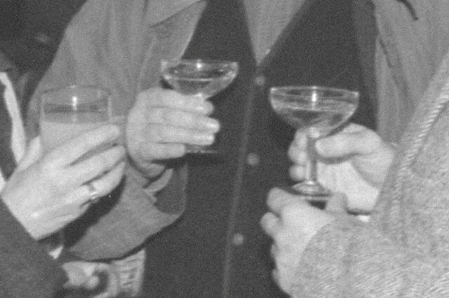 il-y-avait-des-murs-vides-web-1920x675-28738