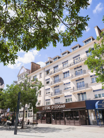 Le Paris-Brest Hôtel, place de la gare, à Rennes.