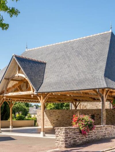 la-halle-en-centre-bourg-le-verger-28912