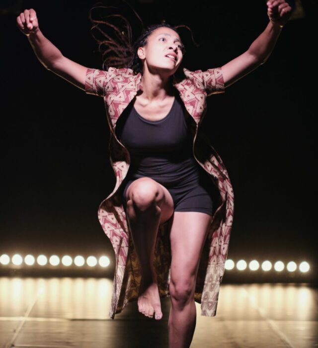 Théâtre l'Aire Libre - Histoires décoloniales - Autoportrait - Betty Tchomanga