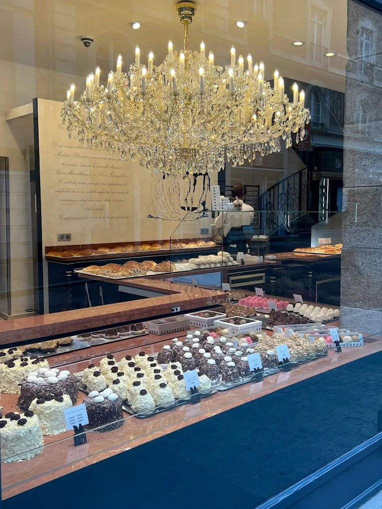 Vitrine d'Aux Merveilleux de Fred