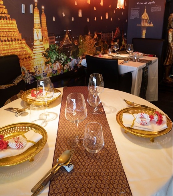 Salle de restaurant de Baan Meh