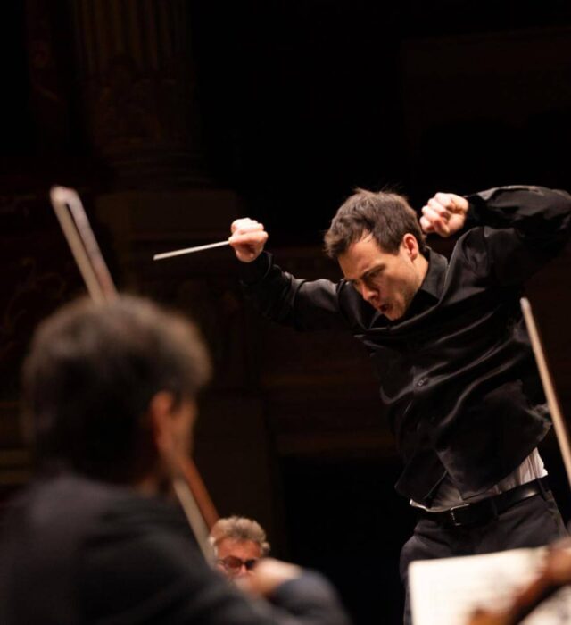 revolutions-credit-laurent-guizard-6a7a2422-1500-1000-75-5923-o-29433