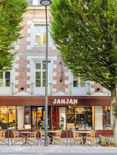 Devanture de la Brasserie JanJan