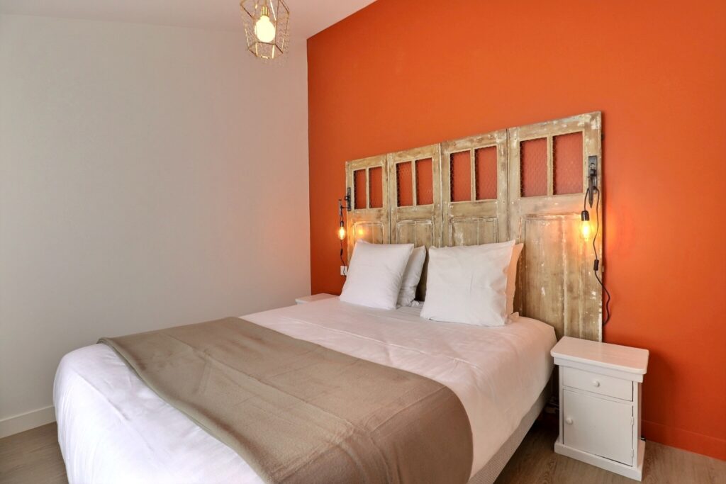 Chambre des Gîtes de la Mare Doux, Côté Jardin