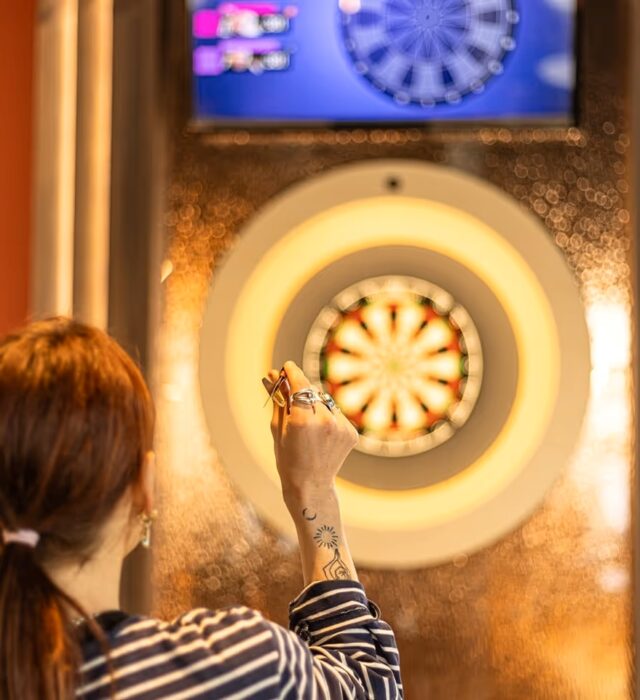 Jeu de fléchettes chez Play Rennes