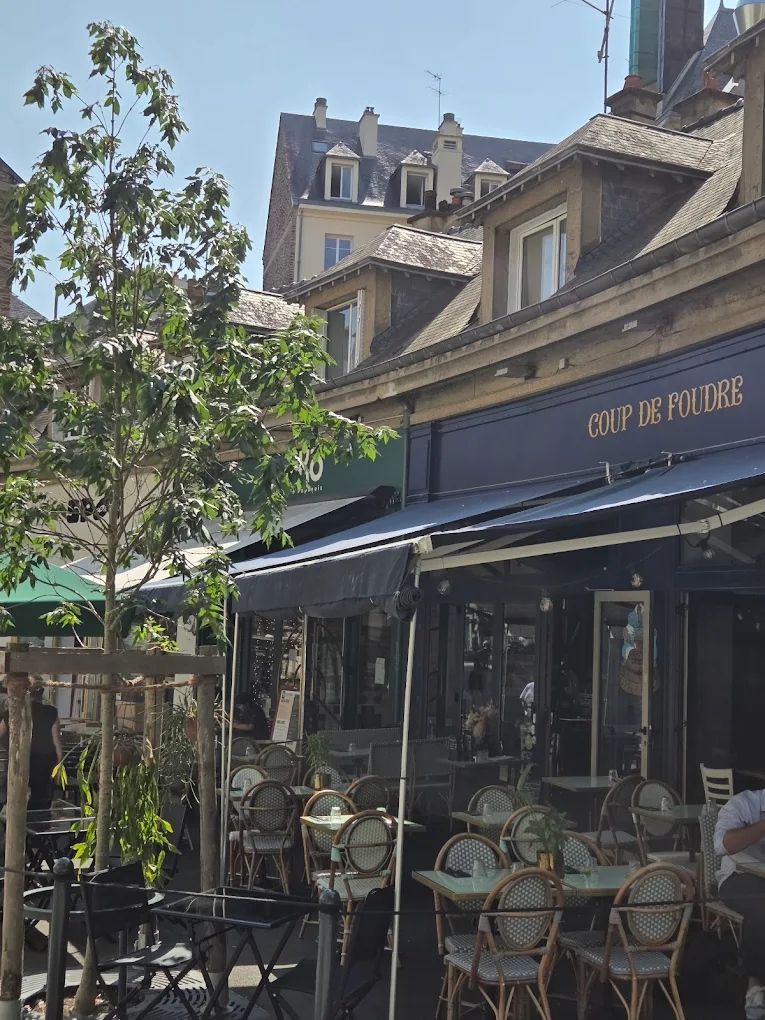 Vue extérieure du restaurant Coup de foudre, à Rennes