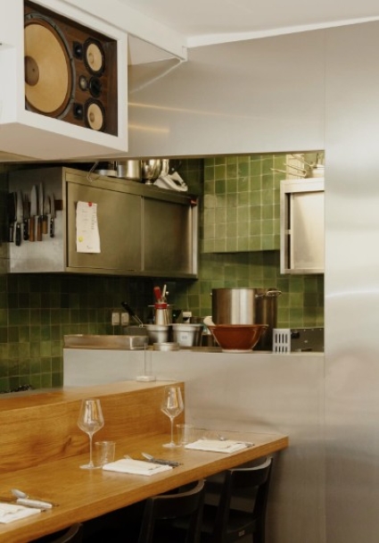 Salle du restaurant Jozy, à Rennes