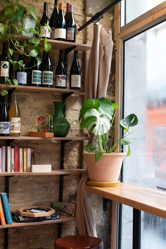 Salle de restaurant de La Baignoire, à Rennes
