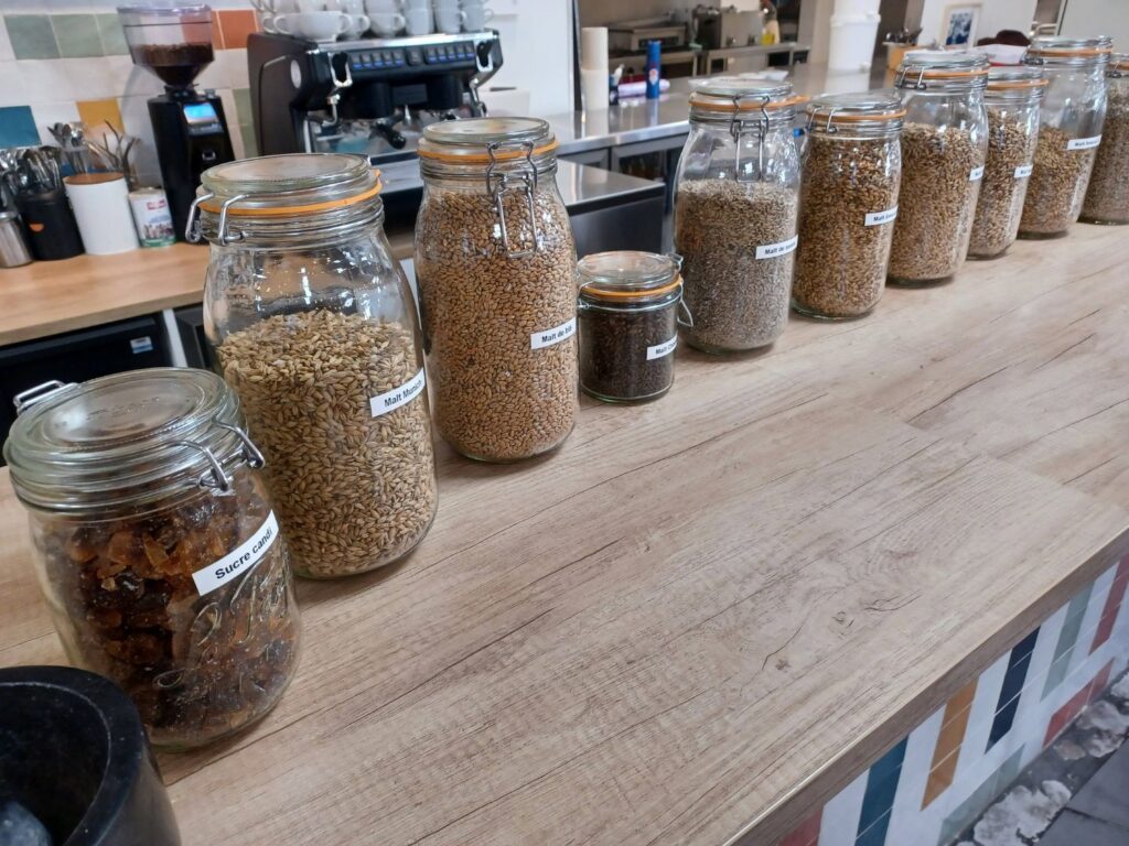 Salle de restaurant de Pépites, à Rennes