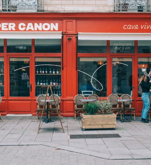 Devanture de Super Canon, à Rennes
