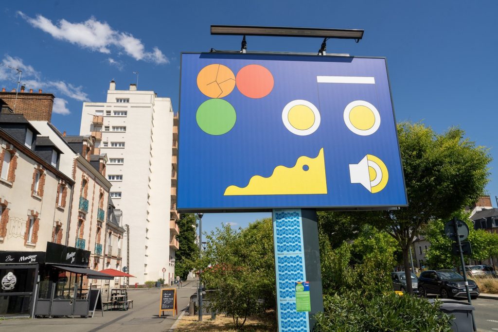 Panneau publicitaire 4x3 transformée en oeuvres d'art à Rennes