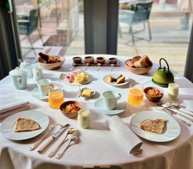 Petit-déjeuner de la Maison Kervarrec - La Maison d'hôtes, près de Rennes