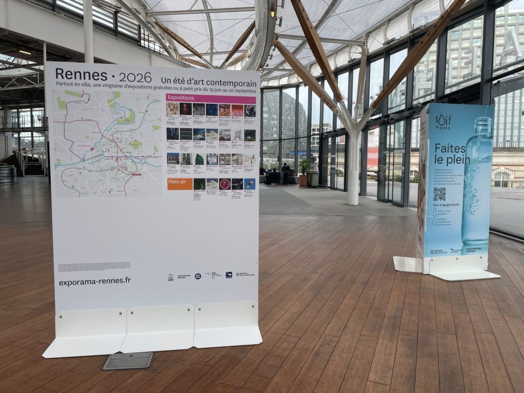 Totem Exporama en gare de Rennes