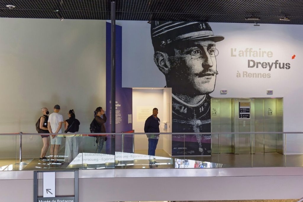 Entrée de l'exposition L'Affaire Dreyfus à Rennes, au Musée de Bretagne