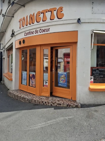 Devanture de Toinette, restaurant à Rennes